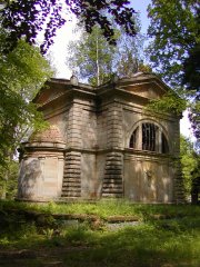 pohled zezadu zleva