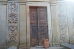 vchod do kaple