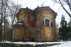 pohled zezadu zleva