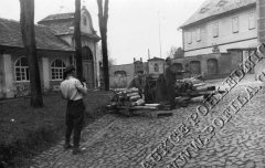starší foto kaple (vlevo)