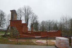 pohled zprava