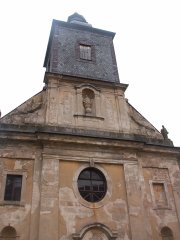 průčelí kostela