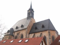 pohled zezadu zprava