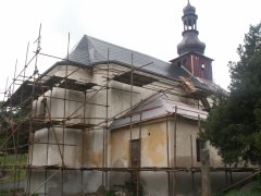 pohled zezadu zleva