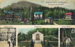 dobová pohlednice s hrobkou (v dolní řadě, uprostřed)