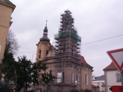 pohled zepředu zprava