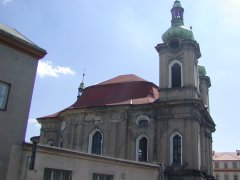 pohled zleva