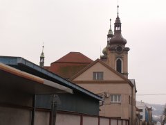 pohled zleva