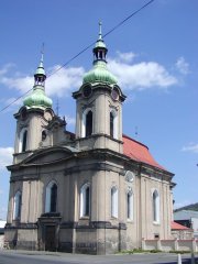pohled zepředu zprava