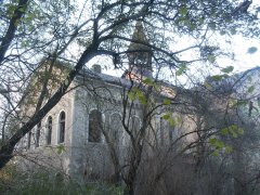 pohled zezadu zleva