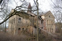 pohled zezadu zleva