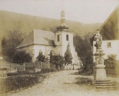 starší foto kostela 