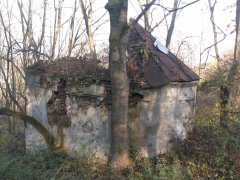 pohled zezadu zprava
