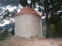 pohled zezadu zleva