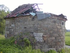 pohled zezadu zprava