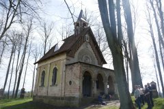 pohled zepředu zleva