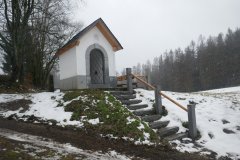 pohled zepředu zleva