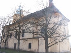 pohled zezadu zprava
