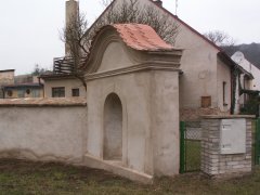 pohled zepředu zprava