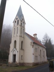 pohled zepředu zprava