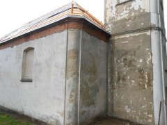 pohled zepředu zleva - nová střecha