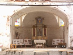 pohled do interiéru - presbytář