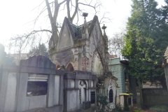 pohled zezadu zprava