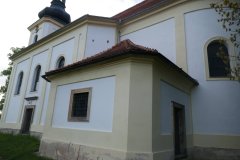 pohled zezadu zprava