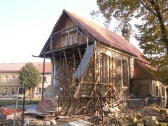 pohled zepředu zprava