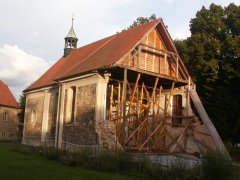 pohled zepředu zleva