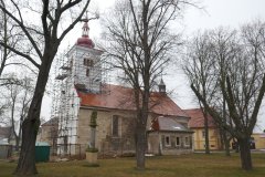 pohled zepředu zprava