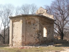 pohled zezadu zleva