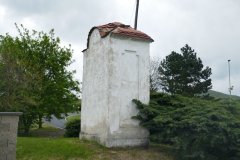 pohled zezadu zleva