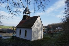 pohled zezadu zprava