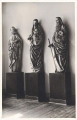 postavy z oltáře kostela, nyní v muzeu