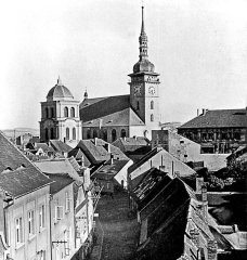 starší foto kostela