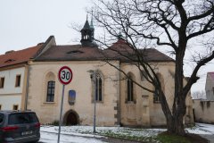 pohled zprava