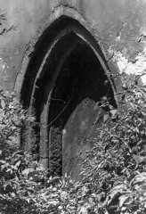 vchod do kostela
