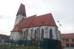 pohled zezadu zprava