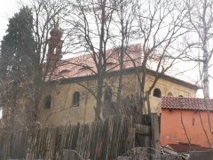 pohled zezadu zprava