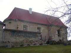 pohled zezadu zleva