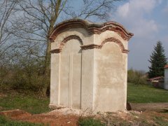 pohled zezadu zleva