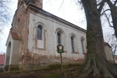 pohled zepředu zprava