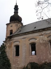 pohled na přední část zprava