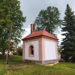 pohled zezadu zprava