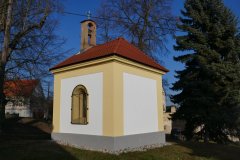 pohled zezadu zprava