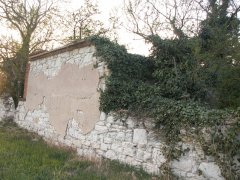 pohled zezadu zleva