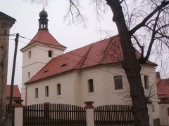 pohled zezadu zprava