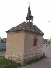 pohled zezadu zleva