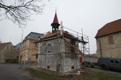 pohled zezadu zprava